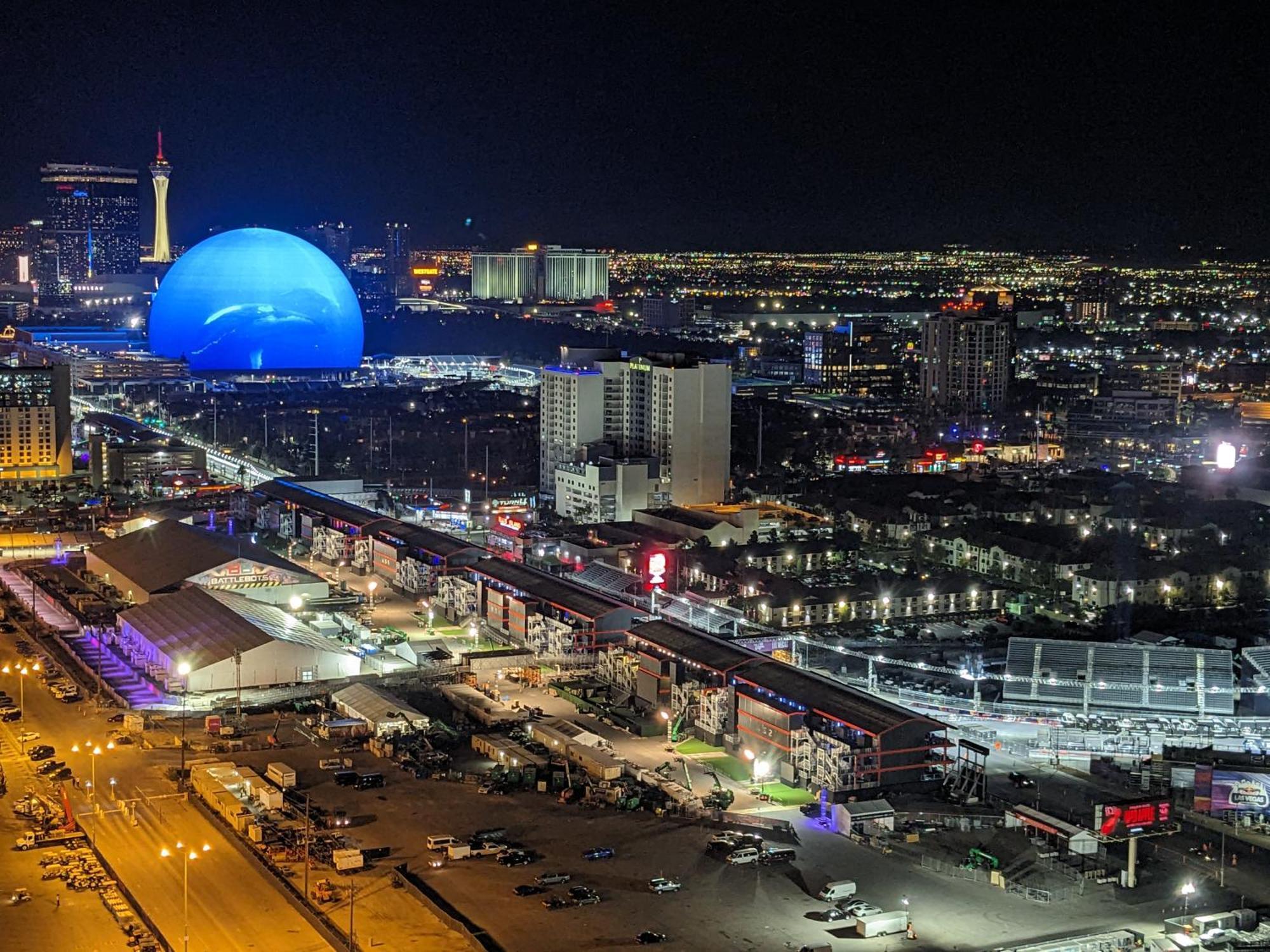 Penthouse Suite With Strip View At The Signature At Mgm Grand Las Vegas Exterior photo