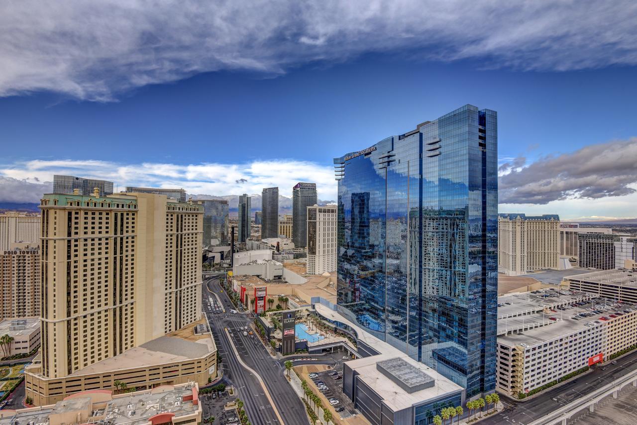 Penthouse Suite With Strip View At The Signature At Mgm Grand Las Vegas Exterior photo